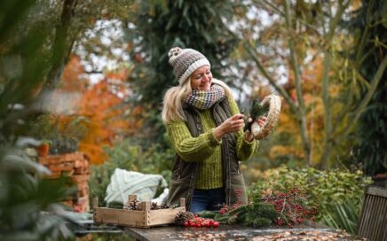 Patrizia Haslinger zeigt Adventkranz binden - Die Herzensgärtnerin - Bloggerin - Naturgartengestalterin - Designerin